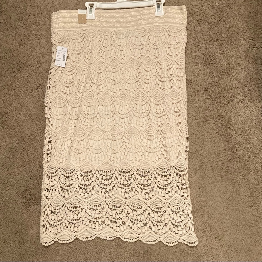 🆕 Maurice’s NWT SIZE L Ivory Pencil Skirt with unlined bottom